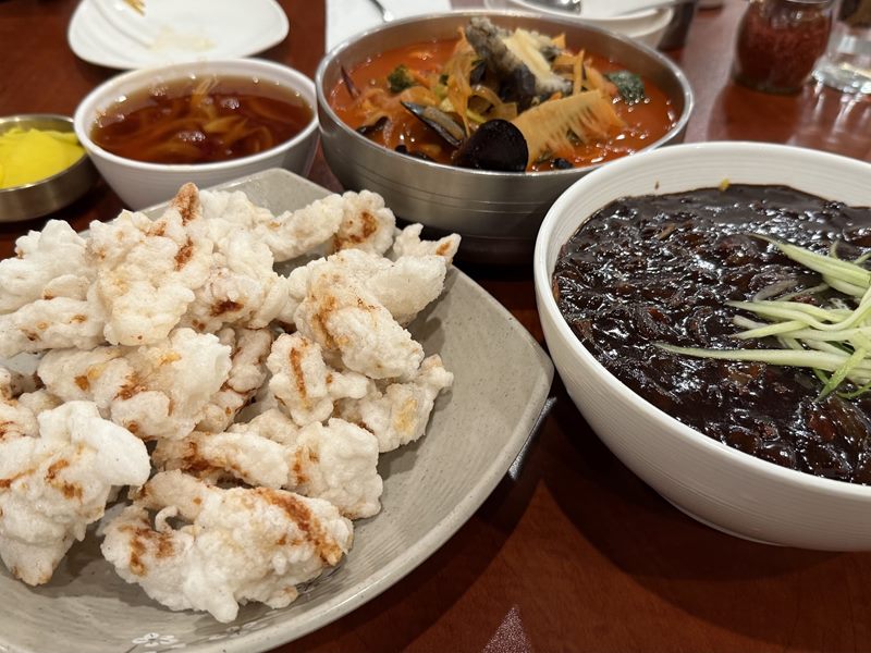 Zoong Guk Jib food